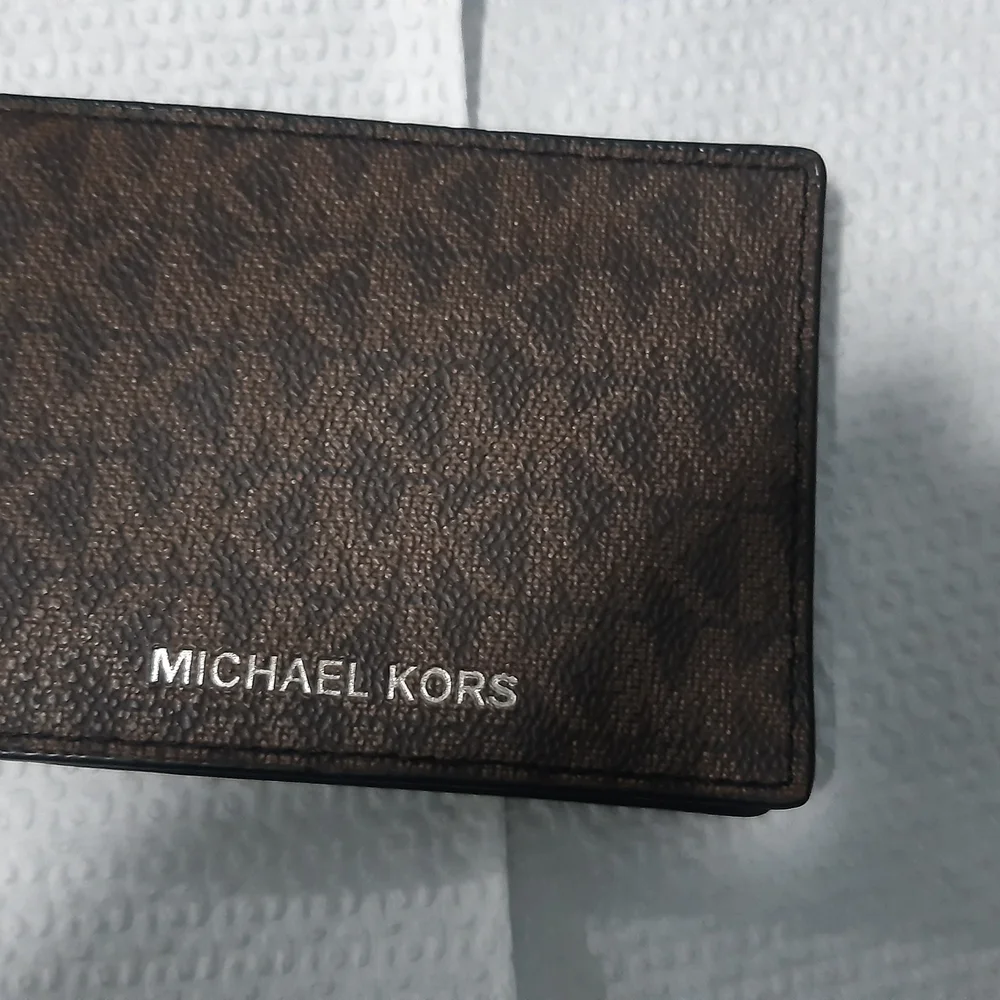 Michael Kors Brown and Dark Brown Signature Card Holder